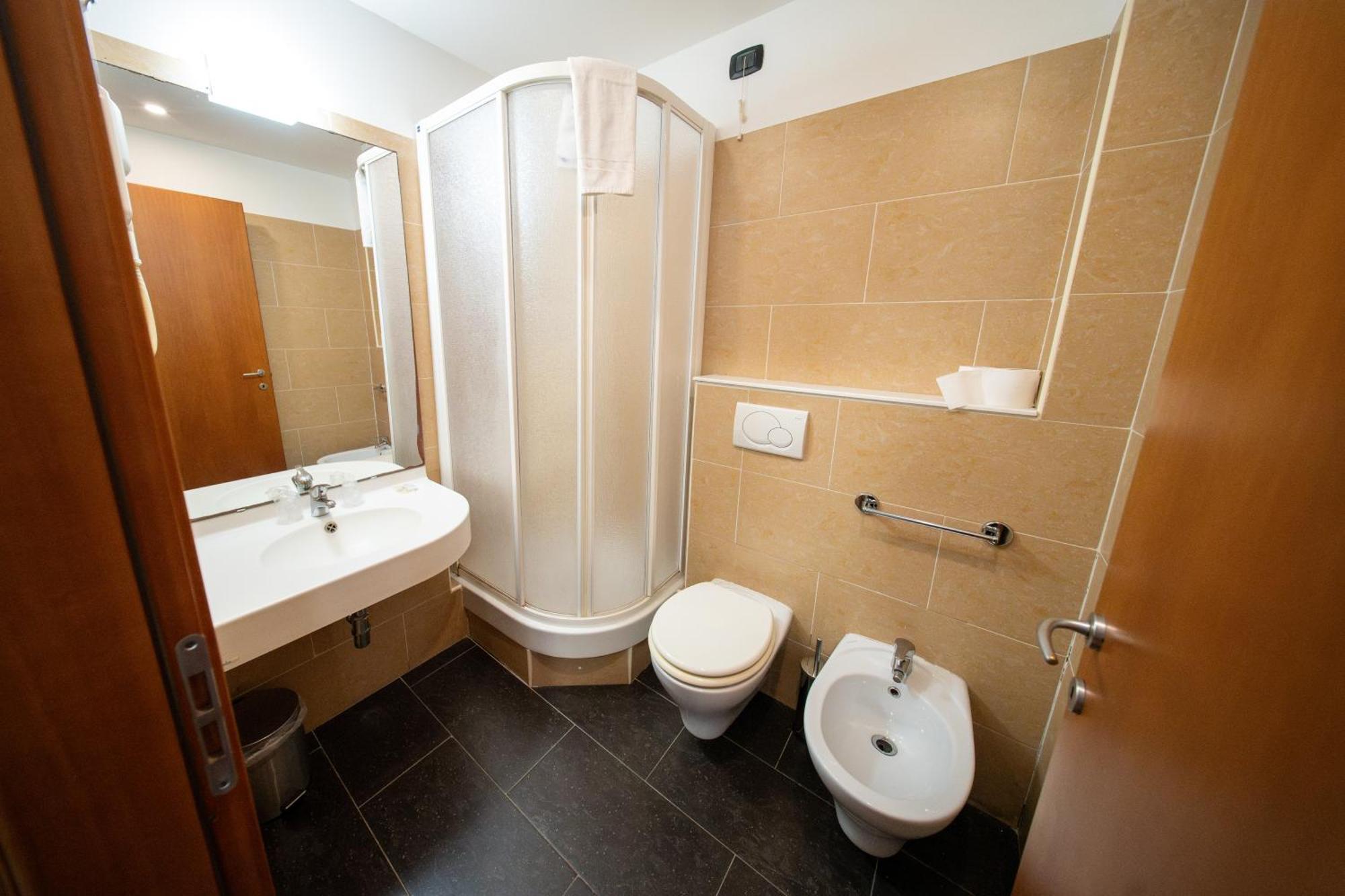 Hotel Residence Sestriere Moncalieri Eksteriør billede